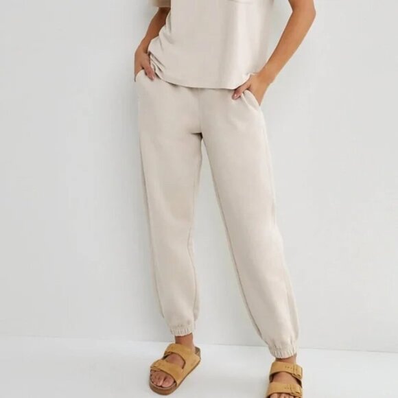 Aritzia Wilfred Free Fleece High Waisted Jogger Sweatpant Size Small - Picture 1 of 8